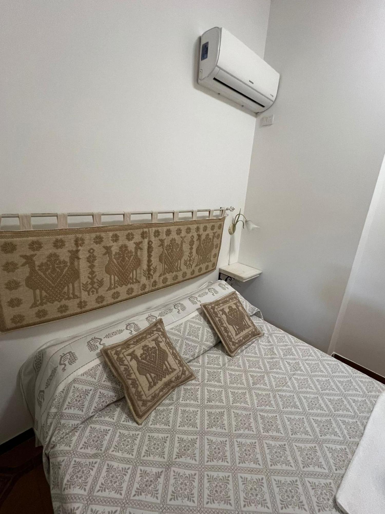 B&B Via Dei Mille Castelsardo Ngoại thất bức ảnh