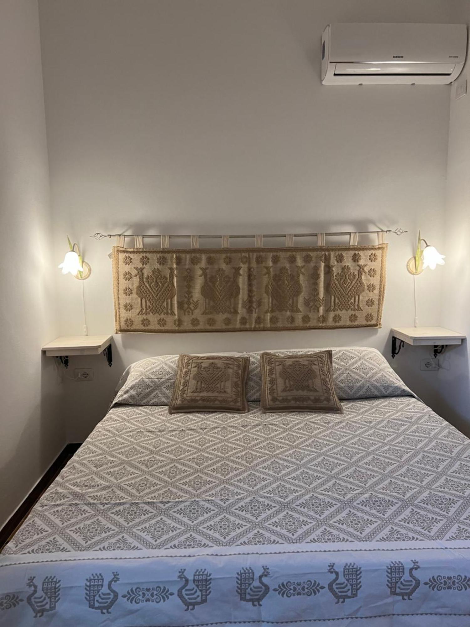 B&B Via Dei Mille Castelsardo Ngoại thất bức ảnh