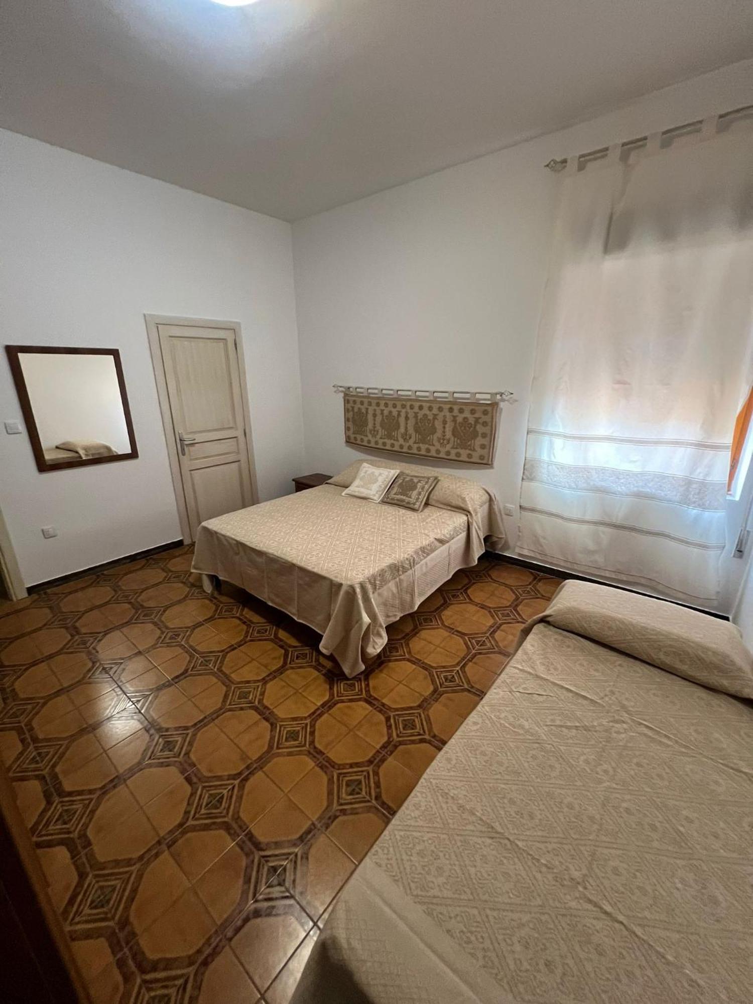 B&B Via Dei Mille Castelsardo Ngoại thất bức ảnh