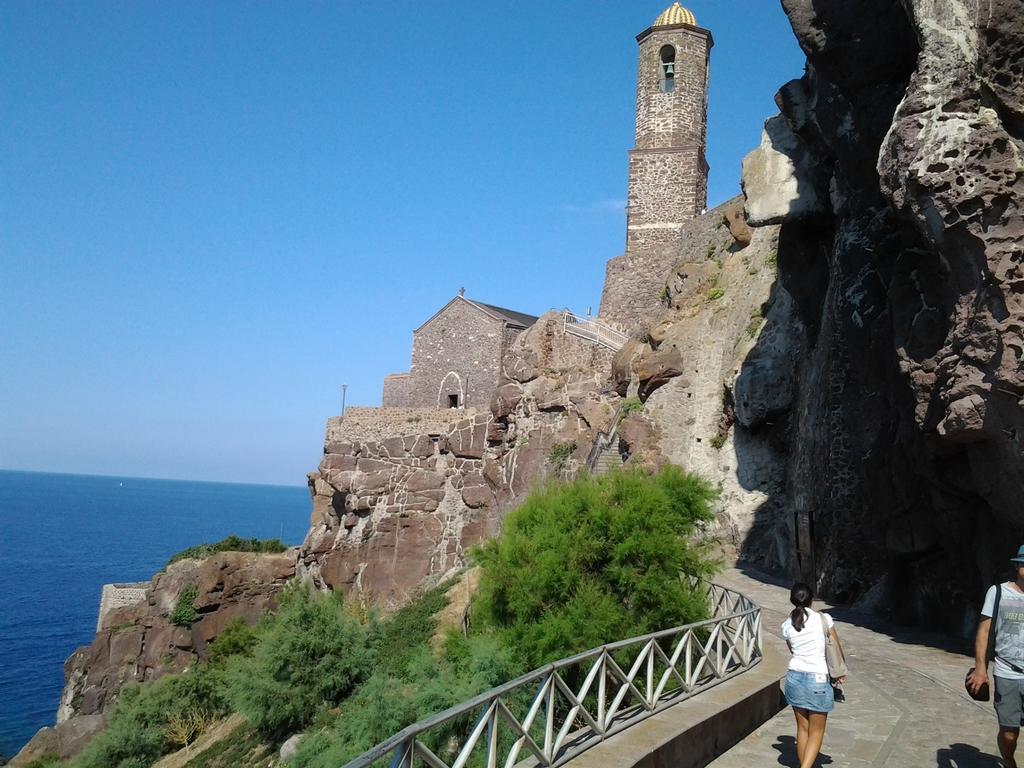 B&B Via Dei Mille Castelsardo Ngoại thất bức ảnh