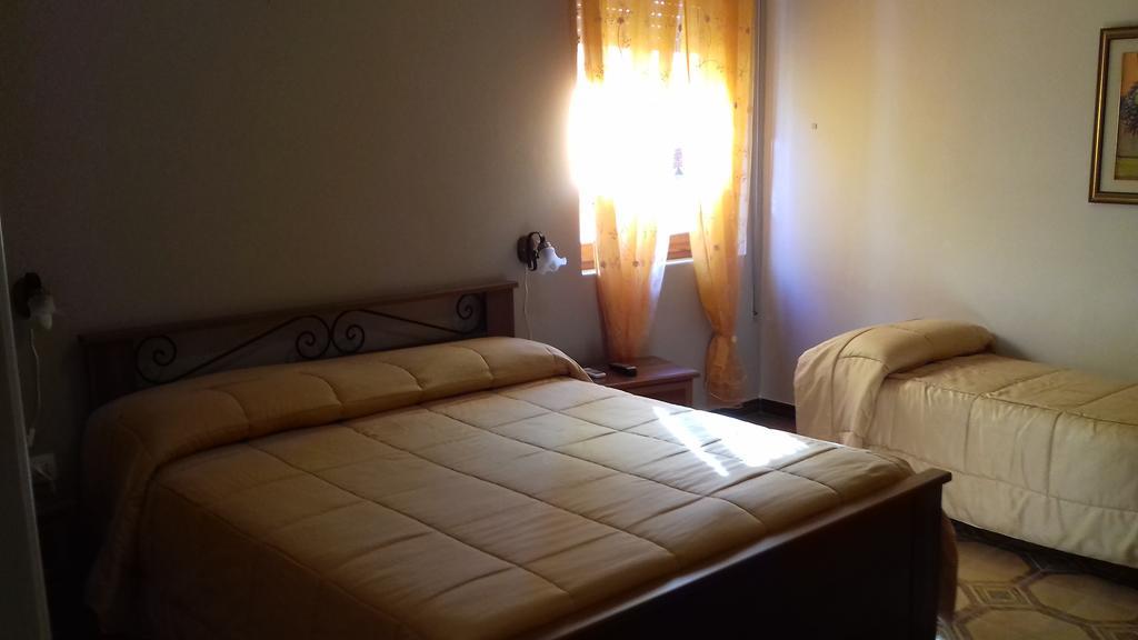 B&B Via Dei Mille Castelsardo Ngoại thất bức ảnh